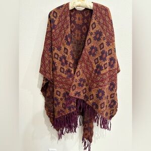 Cozy Open-front Patterned Wrap Shawl/Poncho with Fringe, One Size, EUC